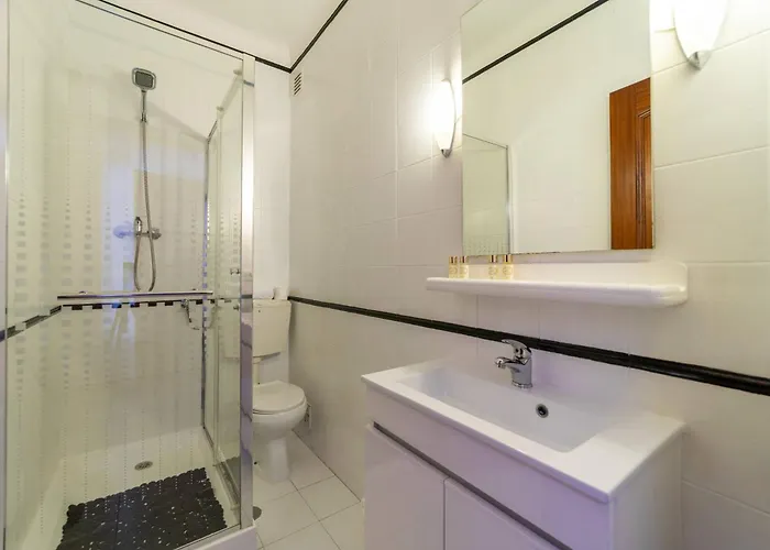 아파트 Garnero By Hellovacations 알부페이라