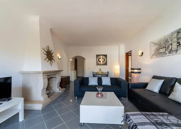 Garnero By Hellovacations *