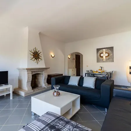 Garnero By Hellovacations Apartmán *